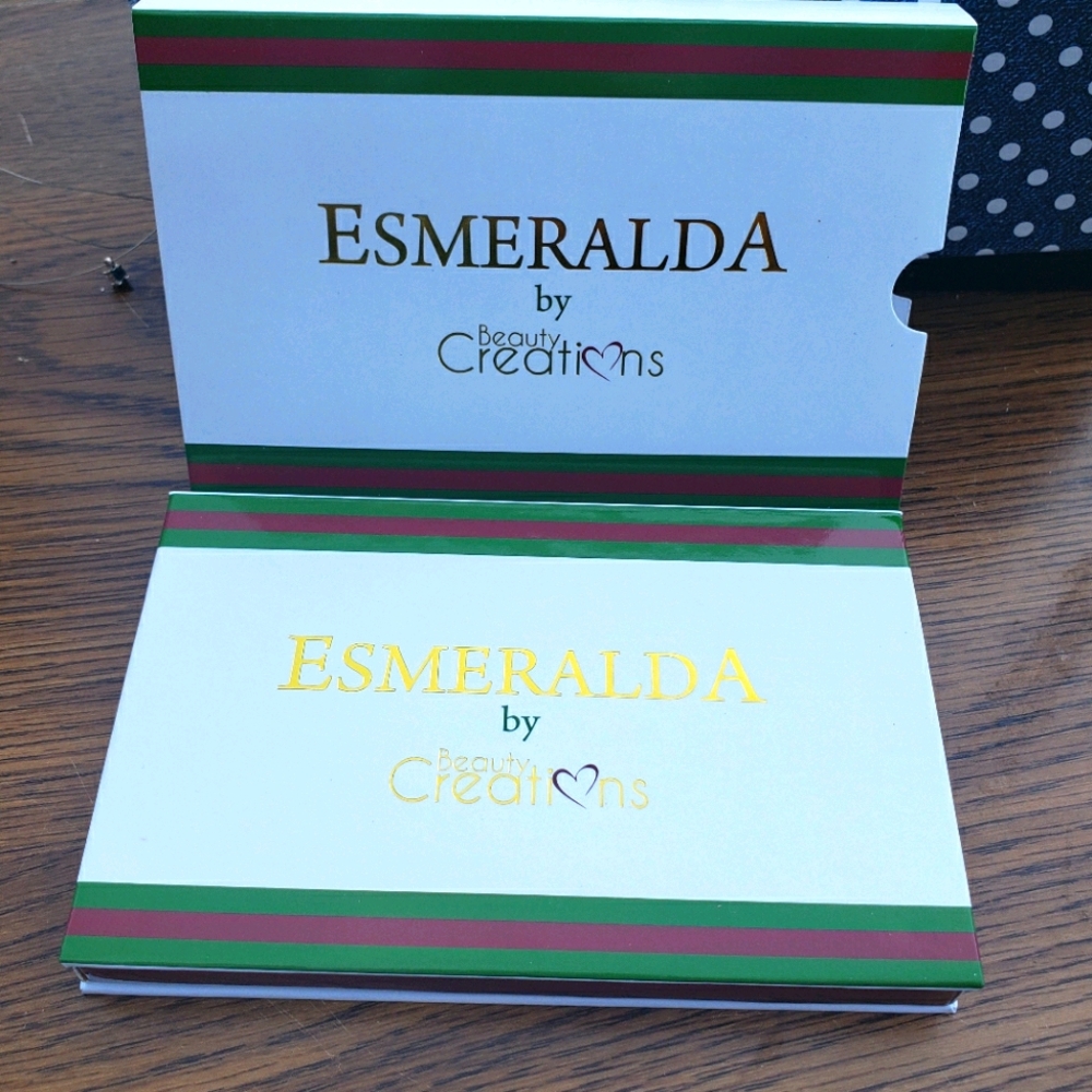 Beauty Creations Esmeralda EyeshadowPalete